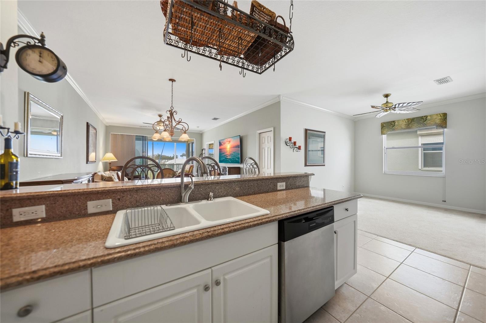 Image 9 of 45 For 2002 Bal Harbor Boulevard 1822