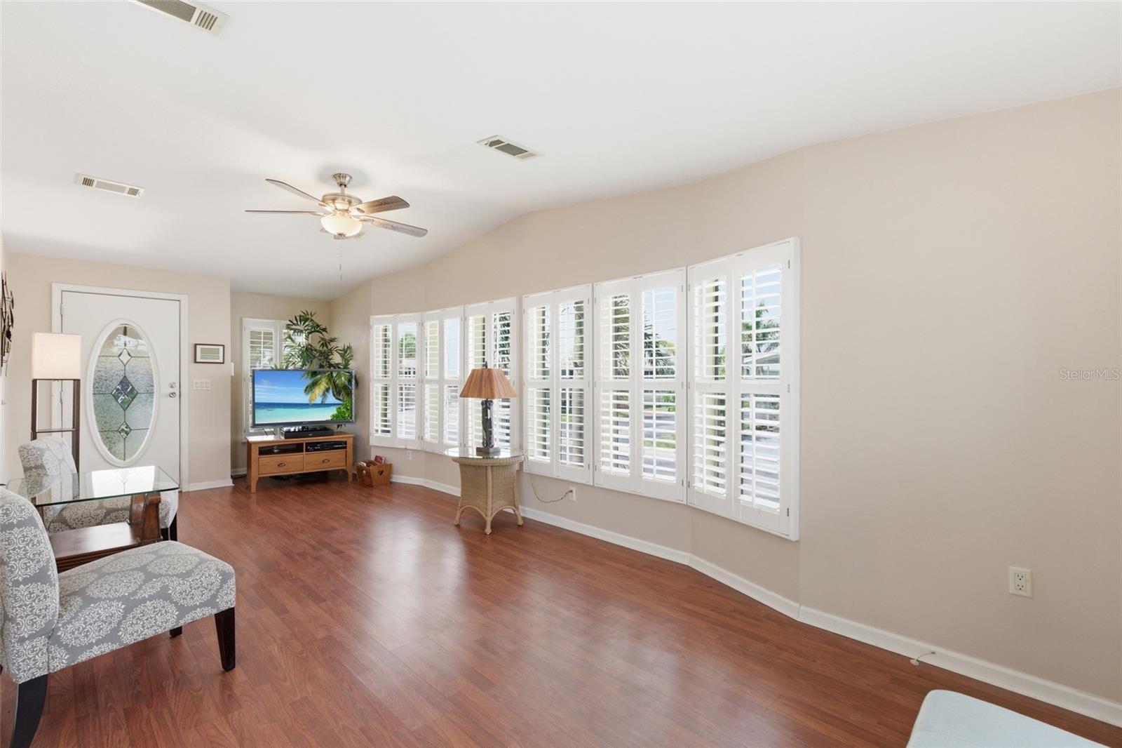 Image 11 of 51 For 15550 Burnt Store Road 30