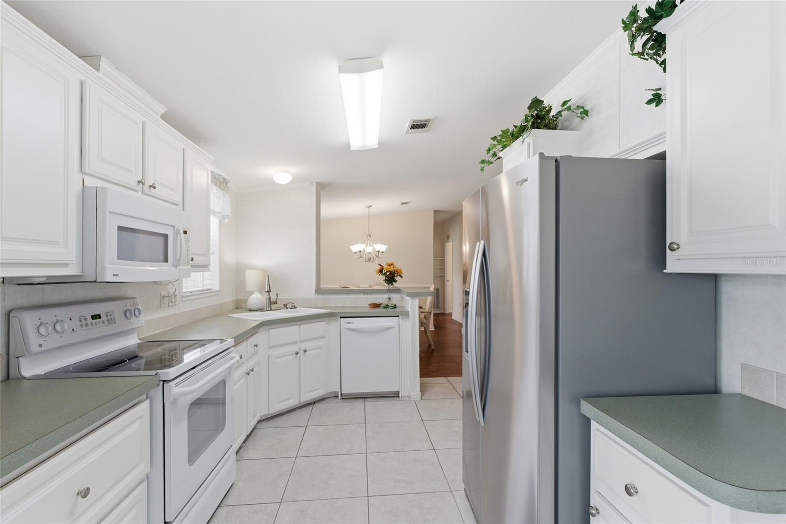 Image 18 of 51 For 15550 Burnt Store Road 30