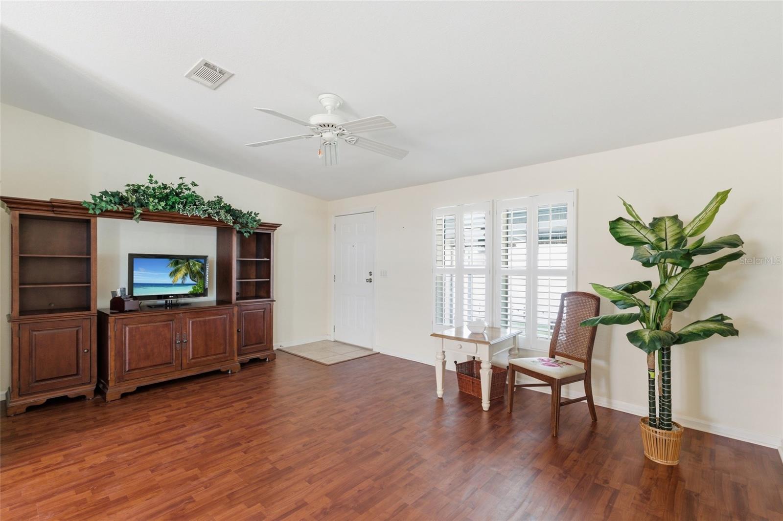 Image 29 of 51 For 15550 Burnt Store Road 30