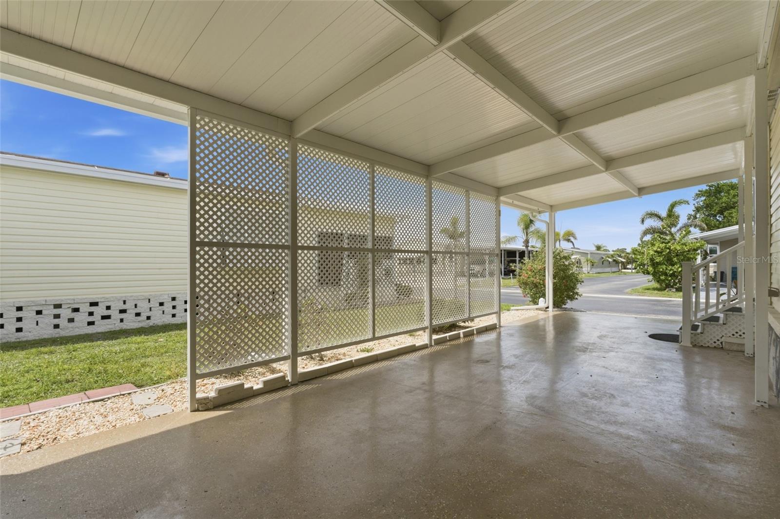 Image 6 of 51 For 15550 Burnt Store Road 30