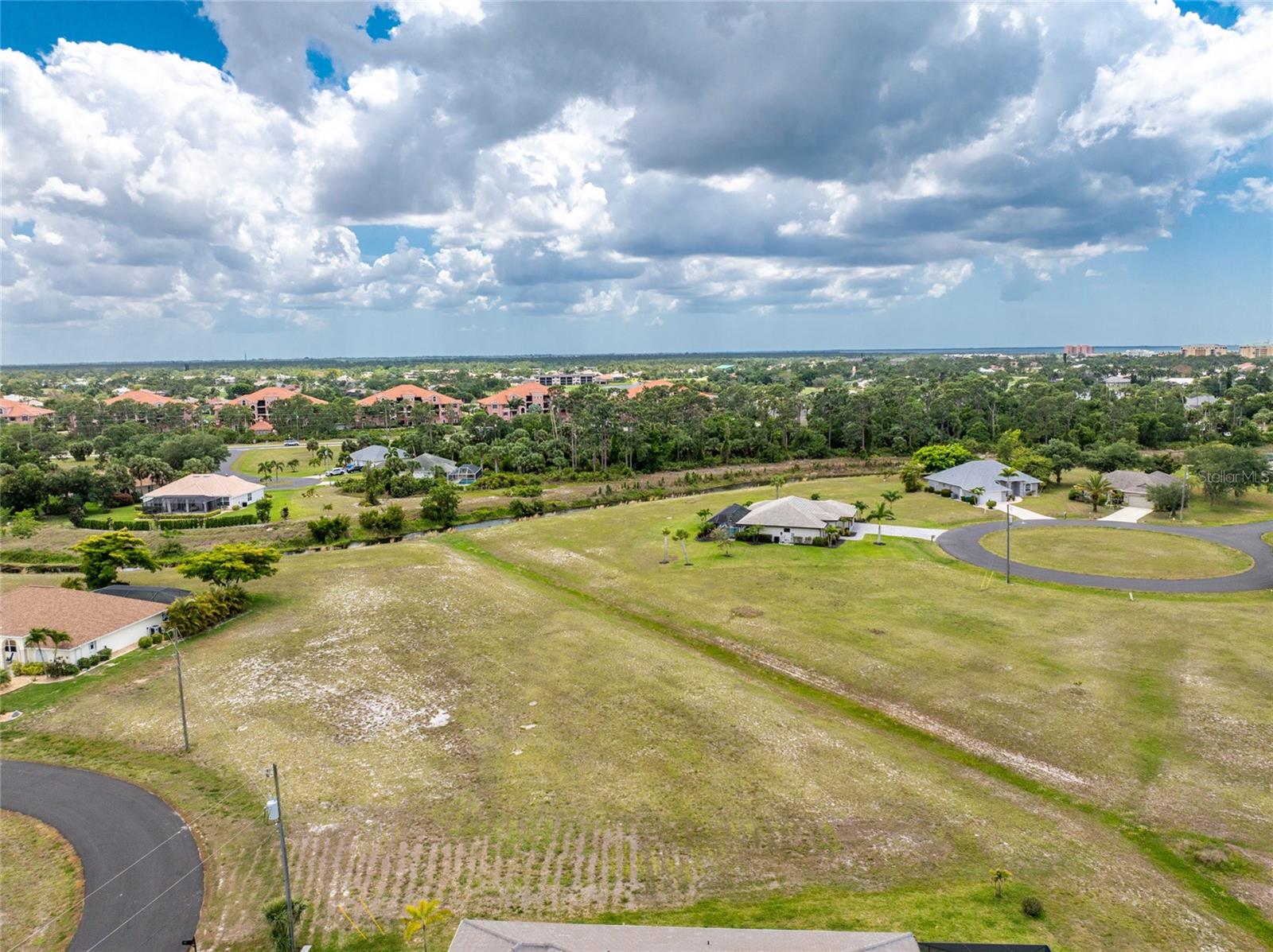 Image 24 of 35 For 17508 & 17514 Vellum Circle