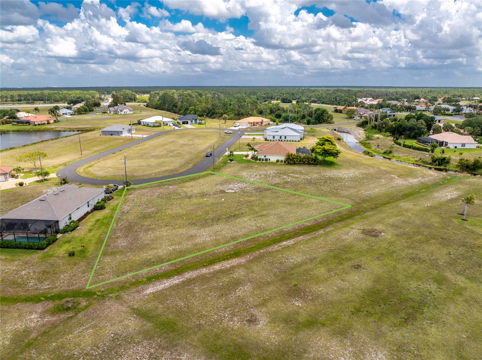 Image 25 of 35 For 17508 & 17514 Vellum Circle