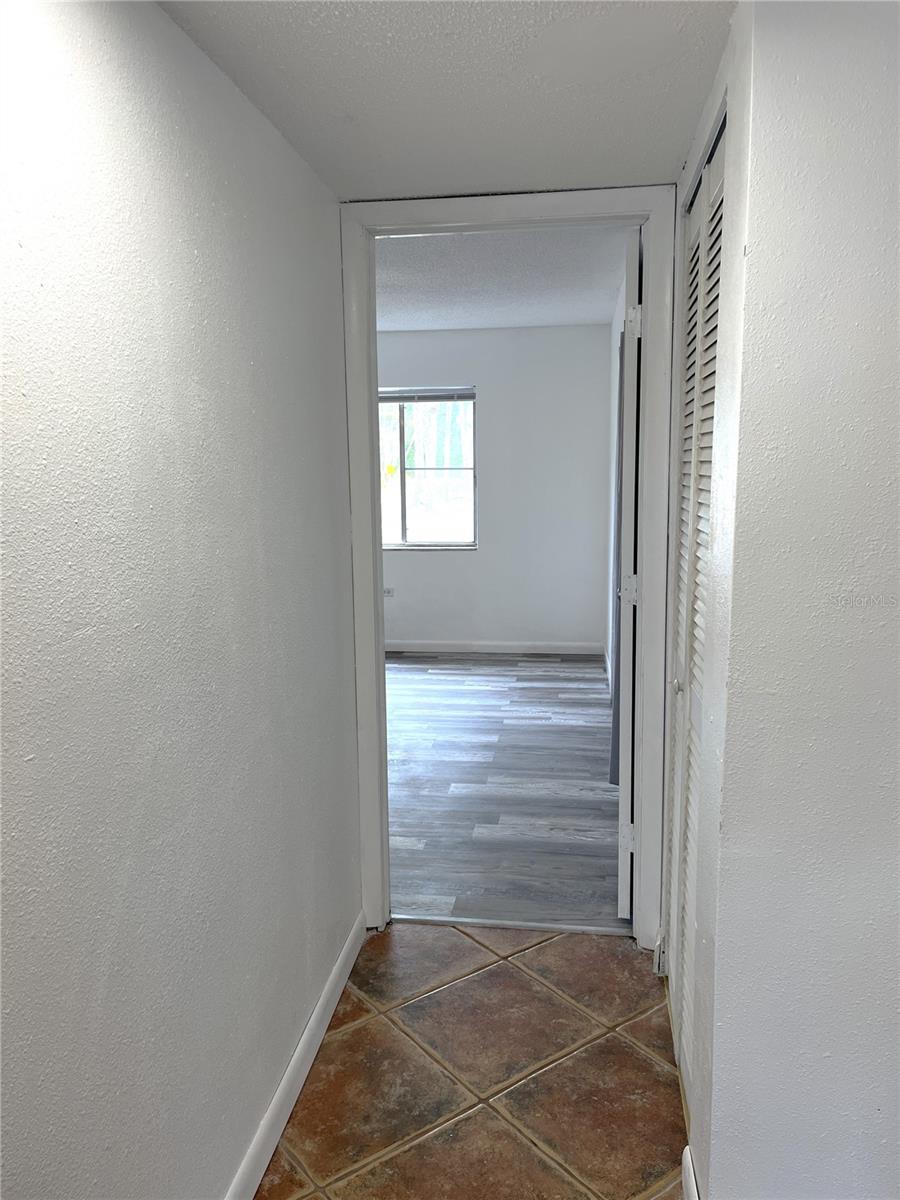 Image 13 of 34 For 2724 Hidden Lake Boulevard A