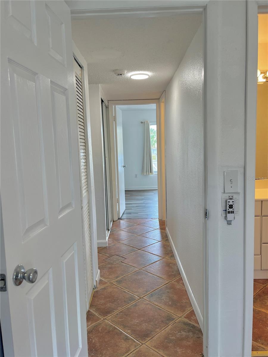 Image 19 of 34 For 2724 Hidden Lake Boulevard A