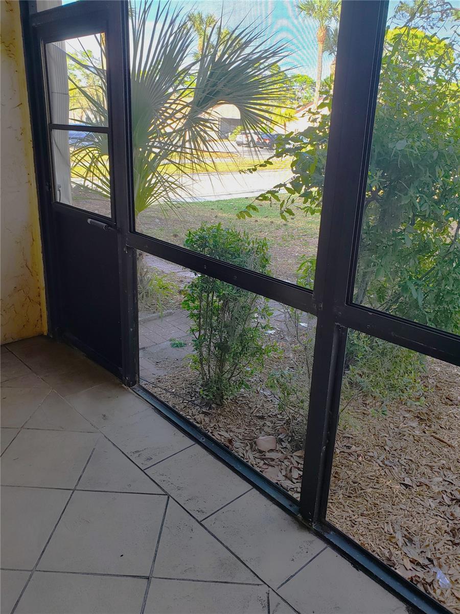 Image 25 of 34 For 2724 Hidden Lake Boulevard A