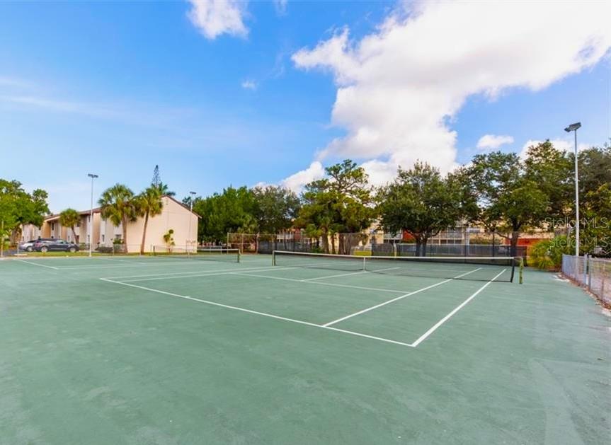 Image 32 of 34 For 2724 Hidden Lake Boulevard A