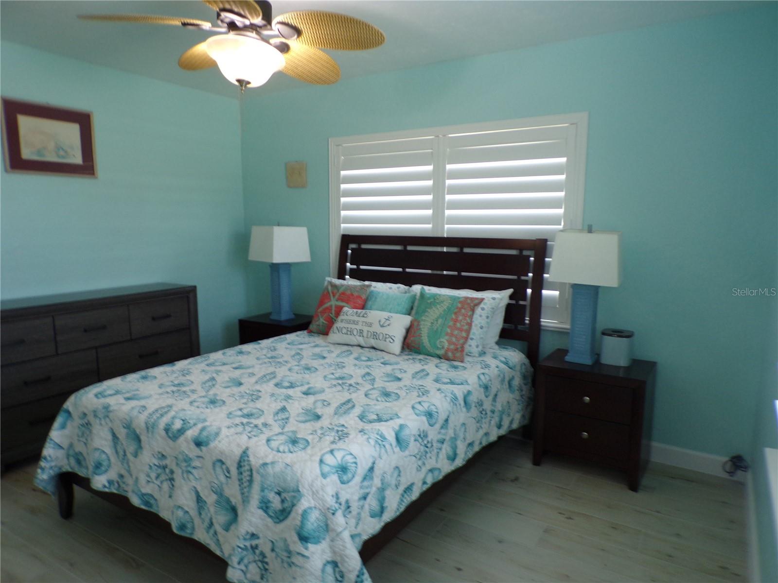 Image 6 of 55 For 21088 Edgewater Drive