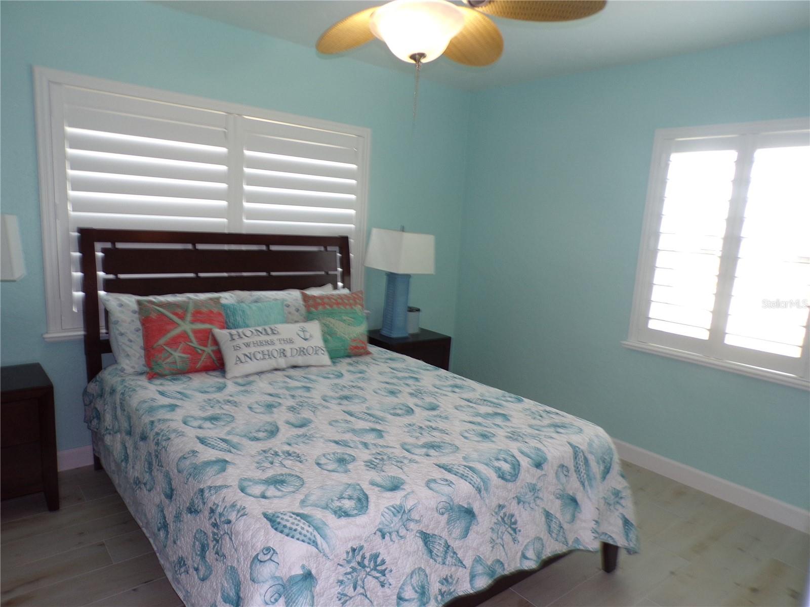 Image 7 of 55 For 21088 Edgewater Drive