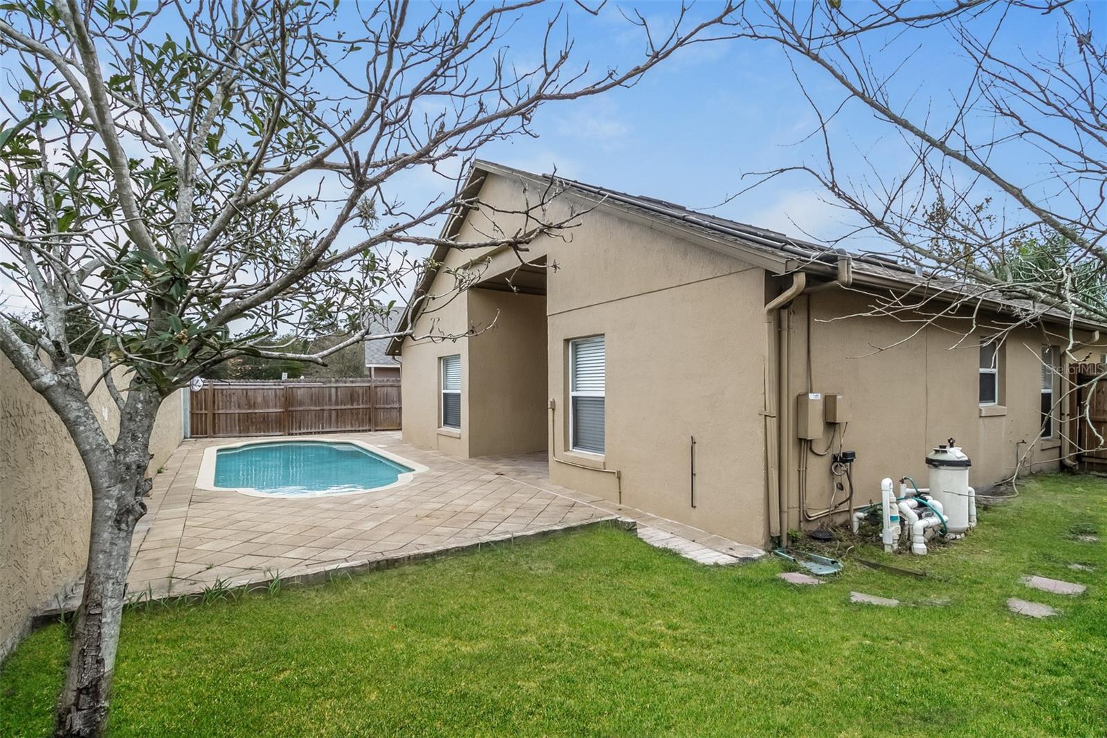 Image 14 of 15 For 120 Lakebreeze Circle