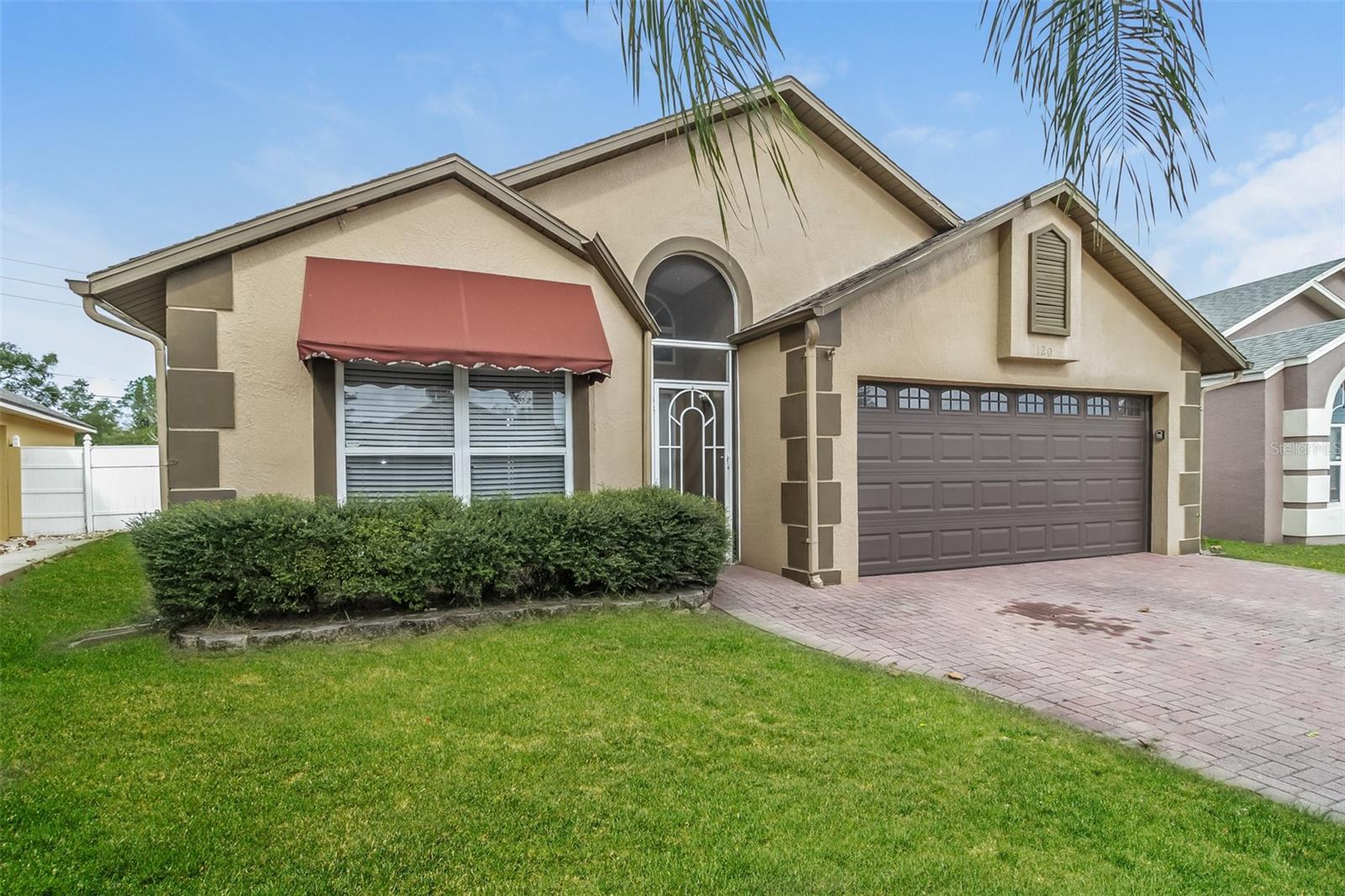 Image 2 of 15 For 120 Lakebreeze Circle