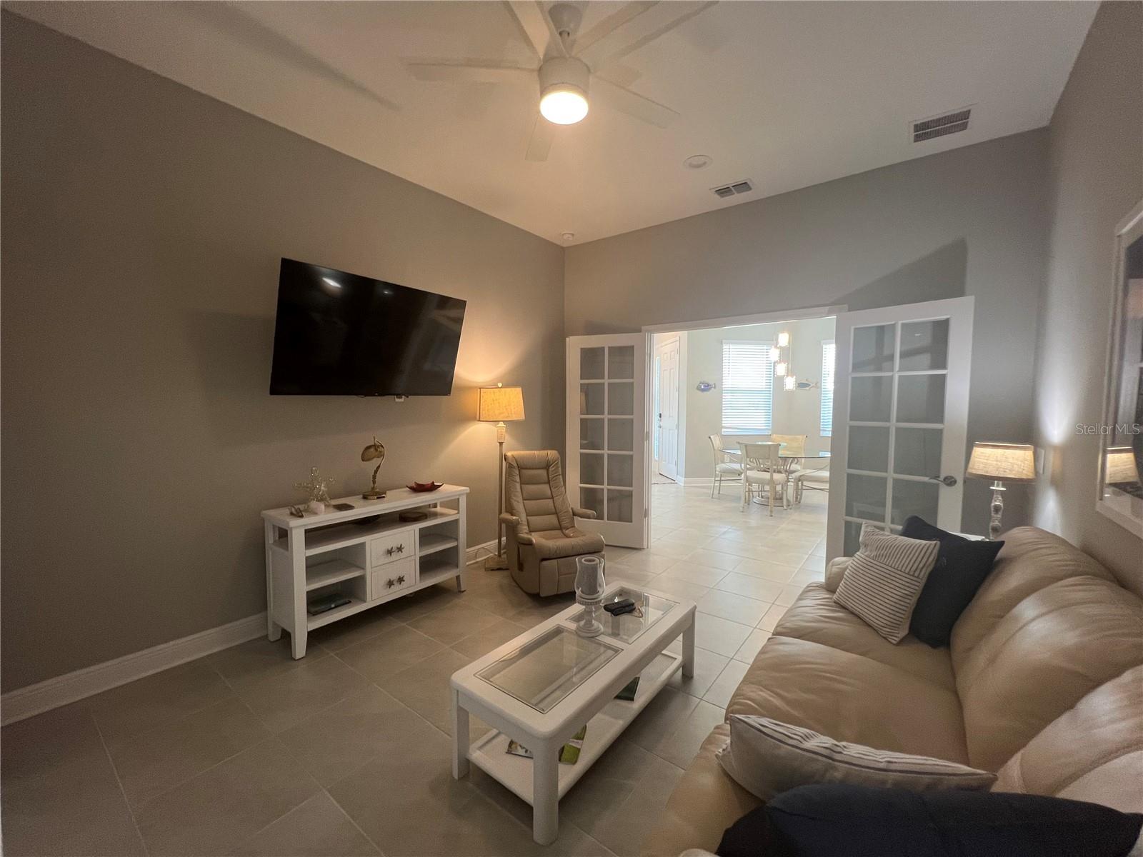 Image 25 of 52 For 1867 Nottingham Trail