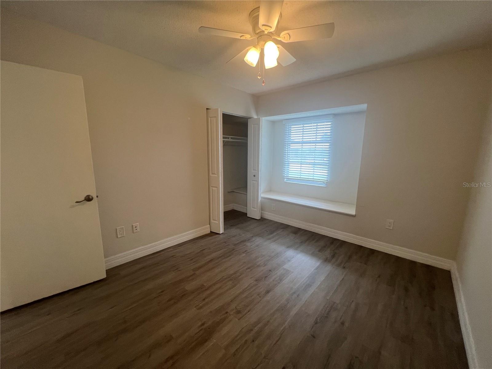 Image 16 of 36 For 110 Sinclair Street Se