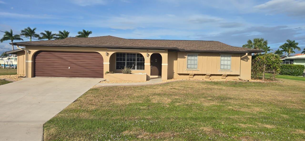 Image 2 of 36 For 110 Sinclair Street Se