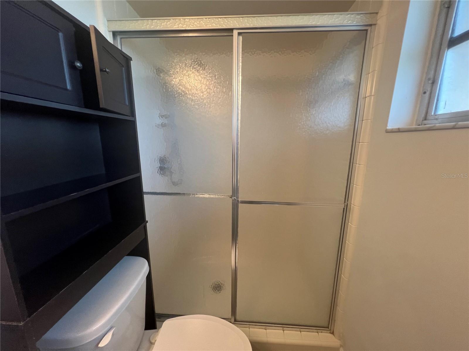 Image 23 of 36 For 110 Sinclair Street Se