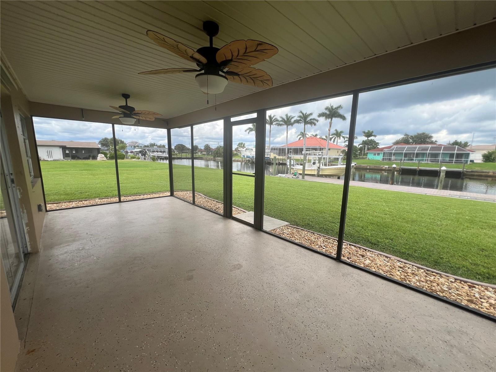 Image 31 of 36 For 110 Sinclair Street Se