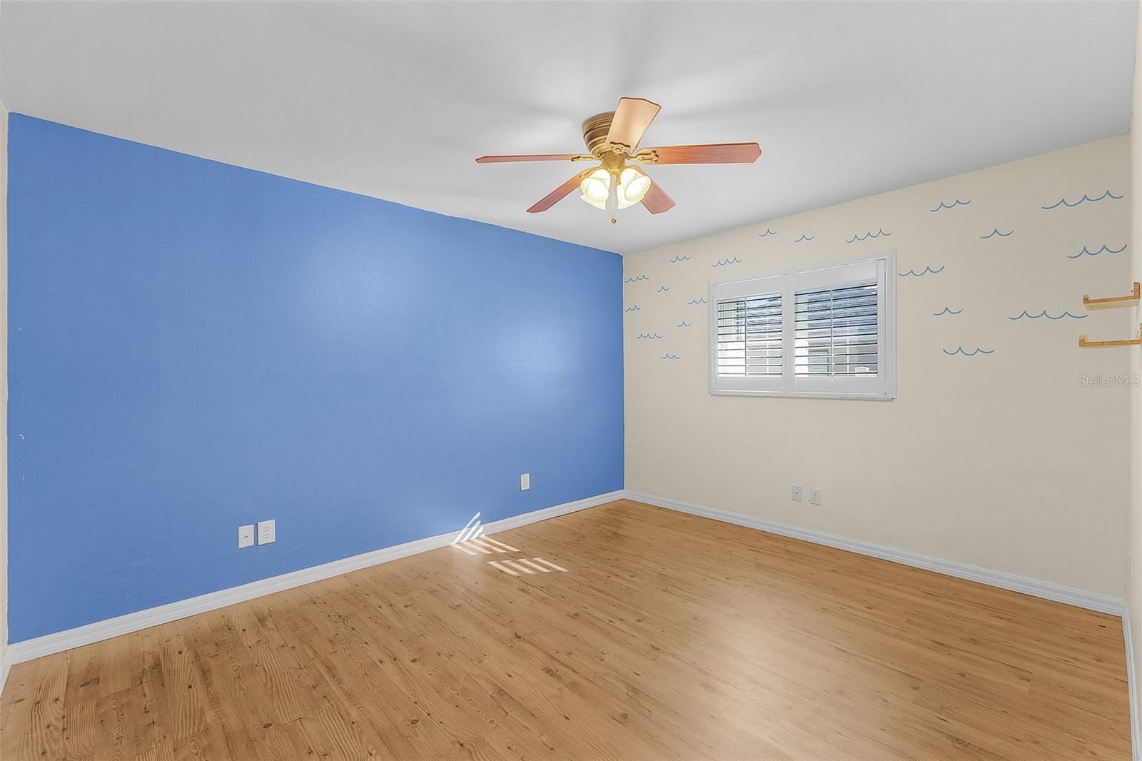 Image 16 of 25 For 1230 4th Avenue