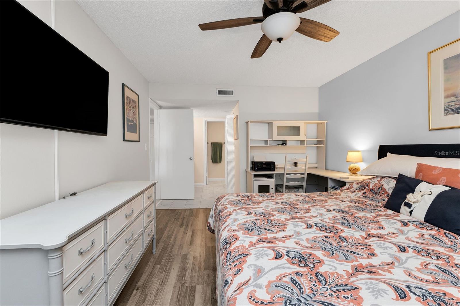 Image 17 of 88 For 25188 Marion Avenue A207