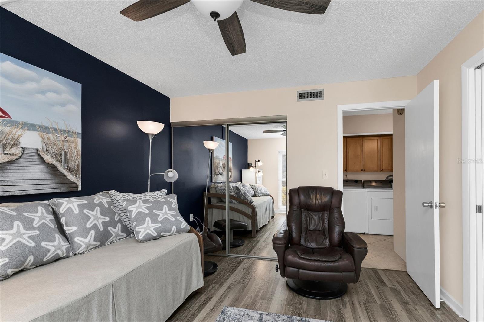 Image 25 of 88 For 25188 Marion Avenue A207