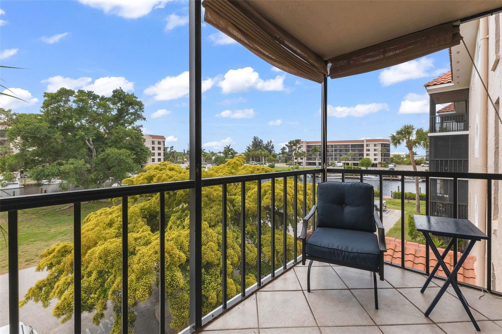 Image 34 of 88 For 25188 Marion Avenue A207