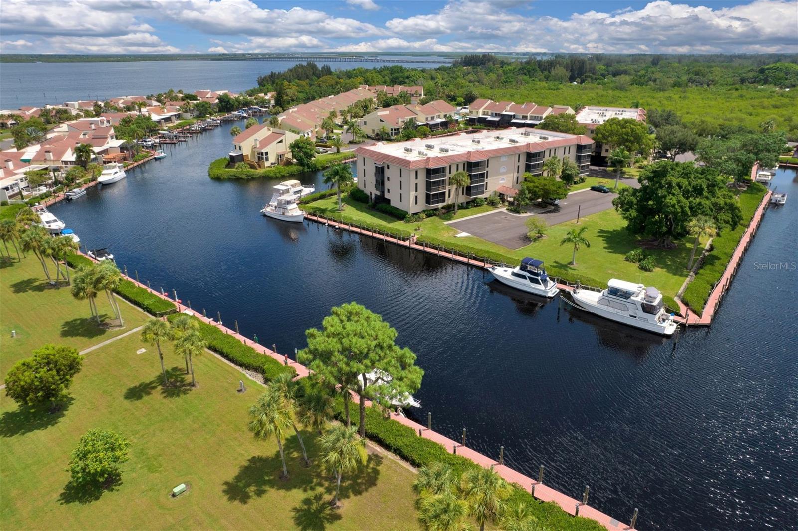 Image 78 of 88 For 25188 Marion Avenue A207