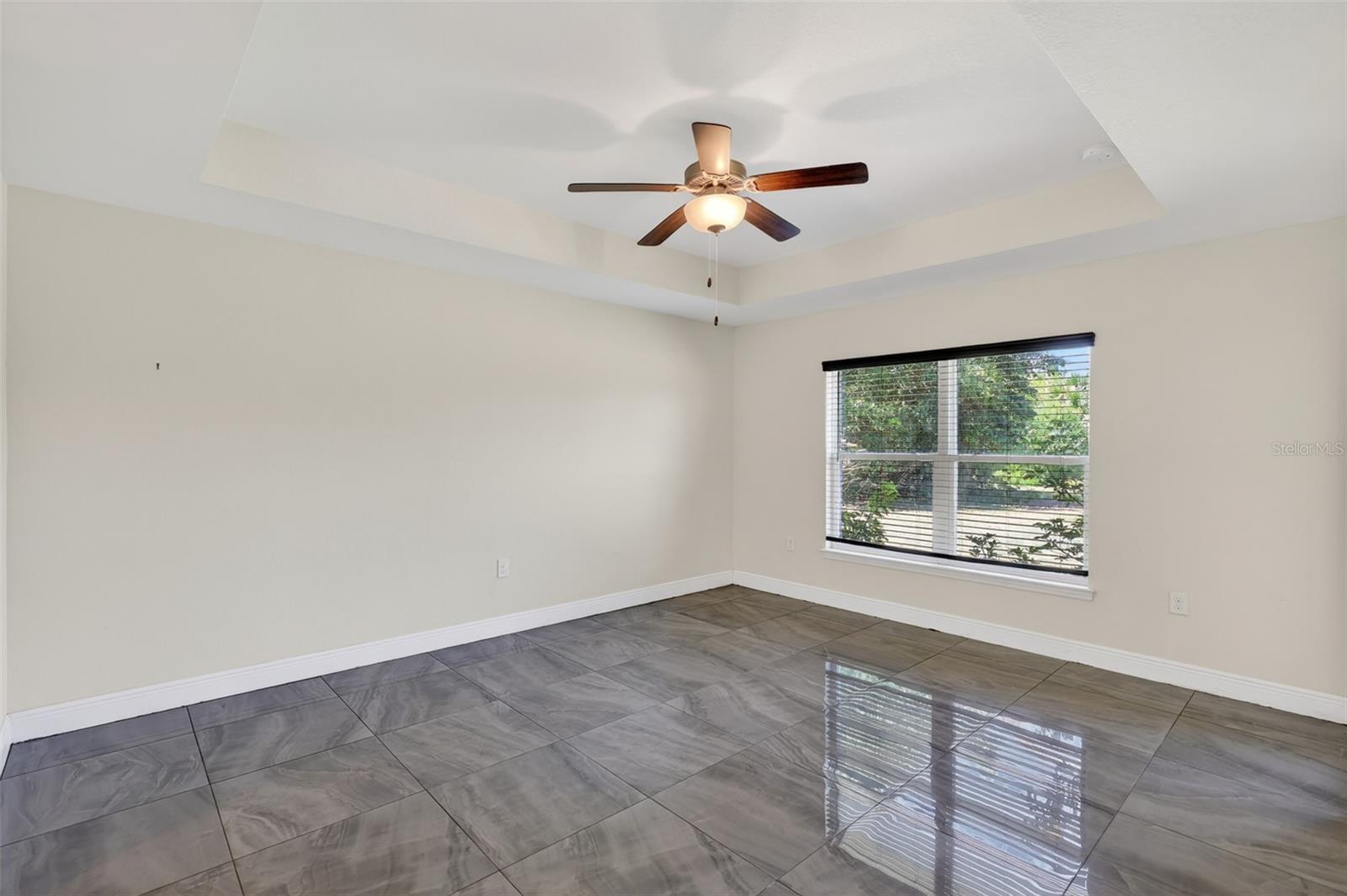 Image 17 of 39 For 501 San Cristobal Avenue