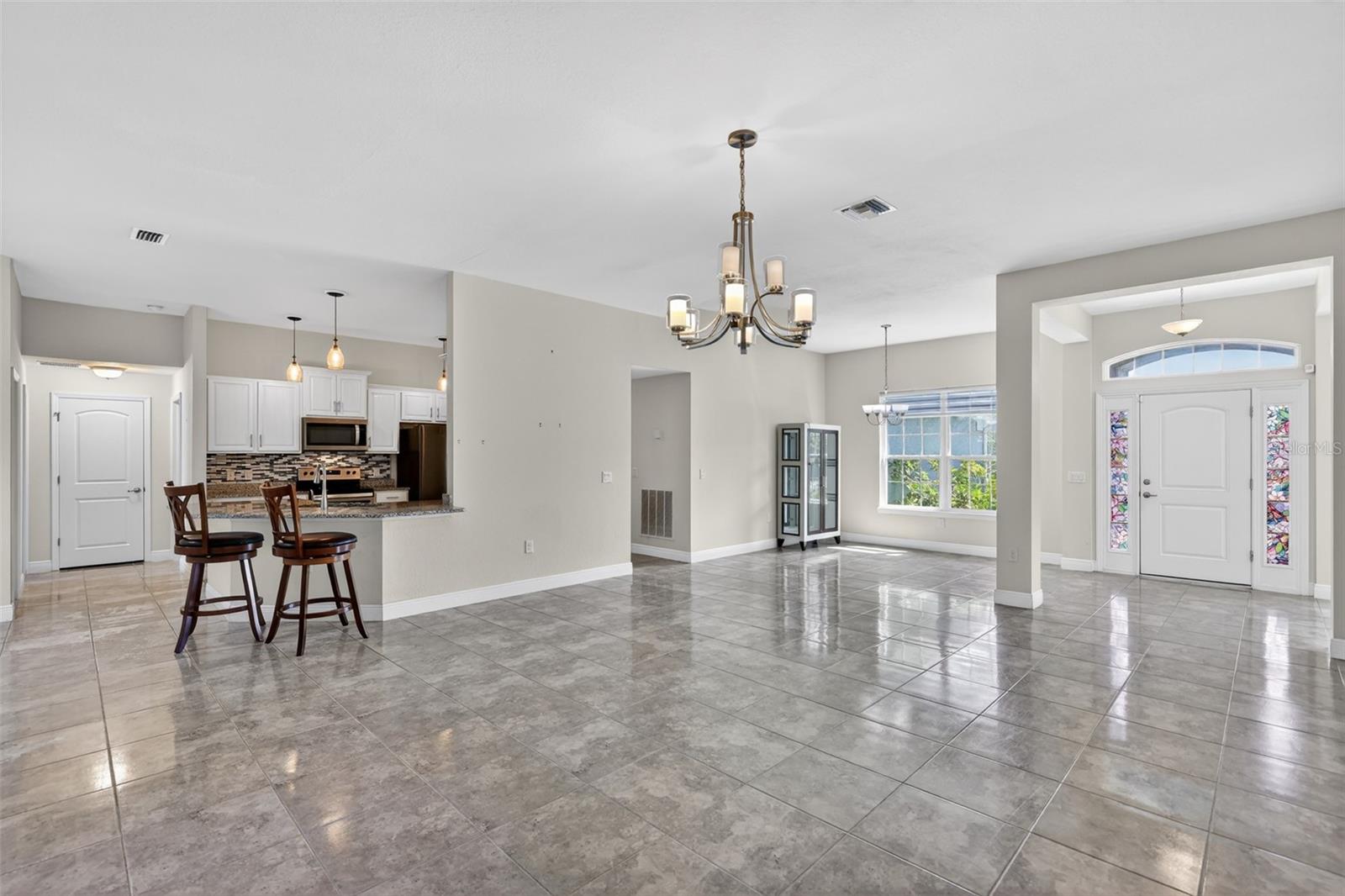 Image 2 of 39 For 501 San Cristobal Avenue