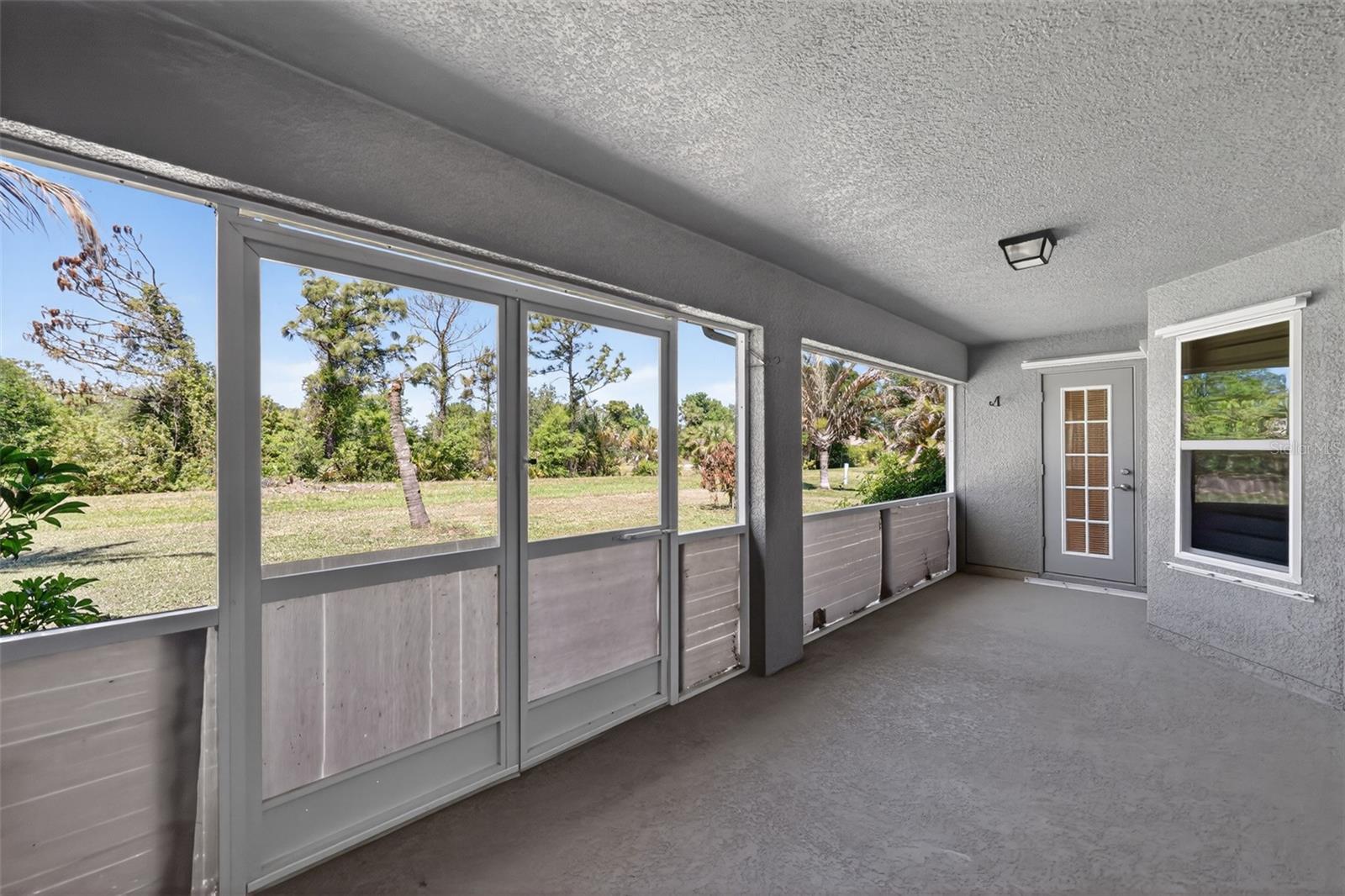 Image 30 of 39 For 501 San Cristobal Avenue