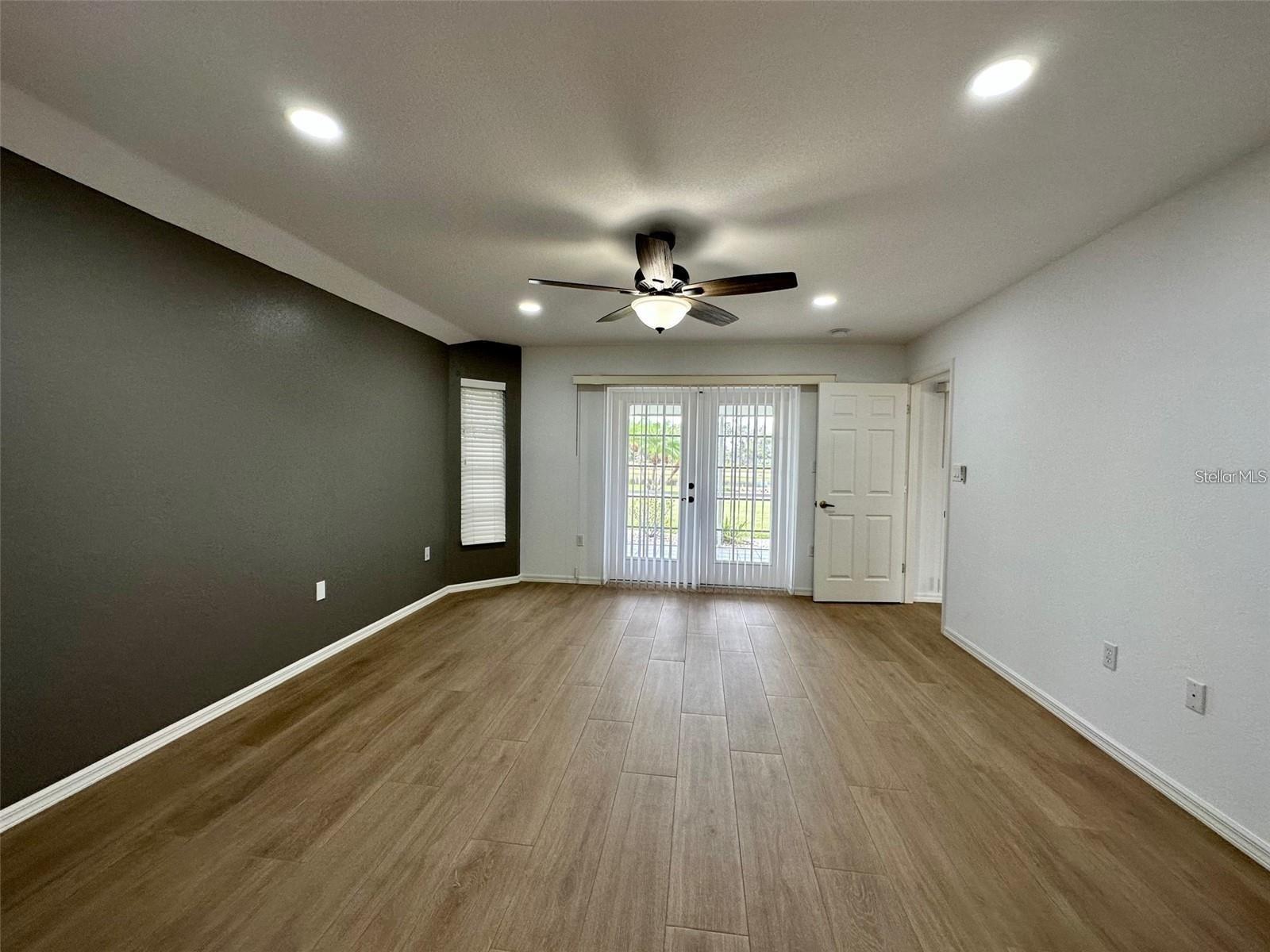 Image 18 of 34 For 2169 Onondaga Lane