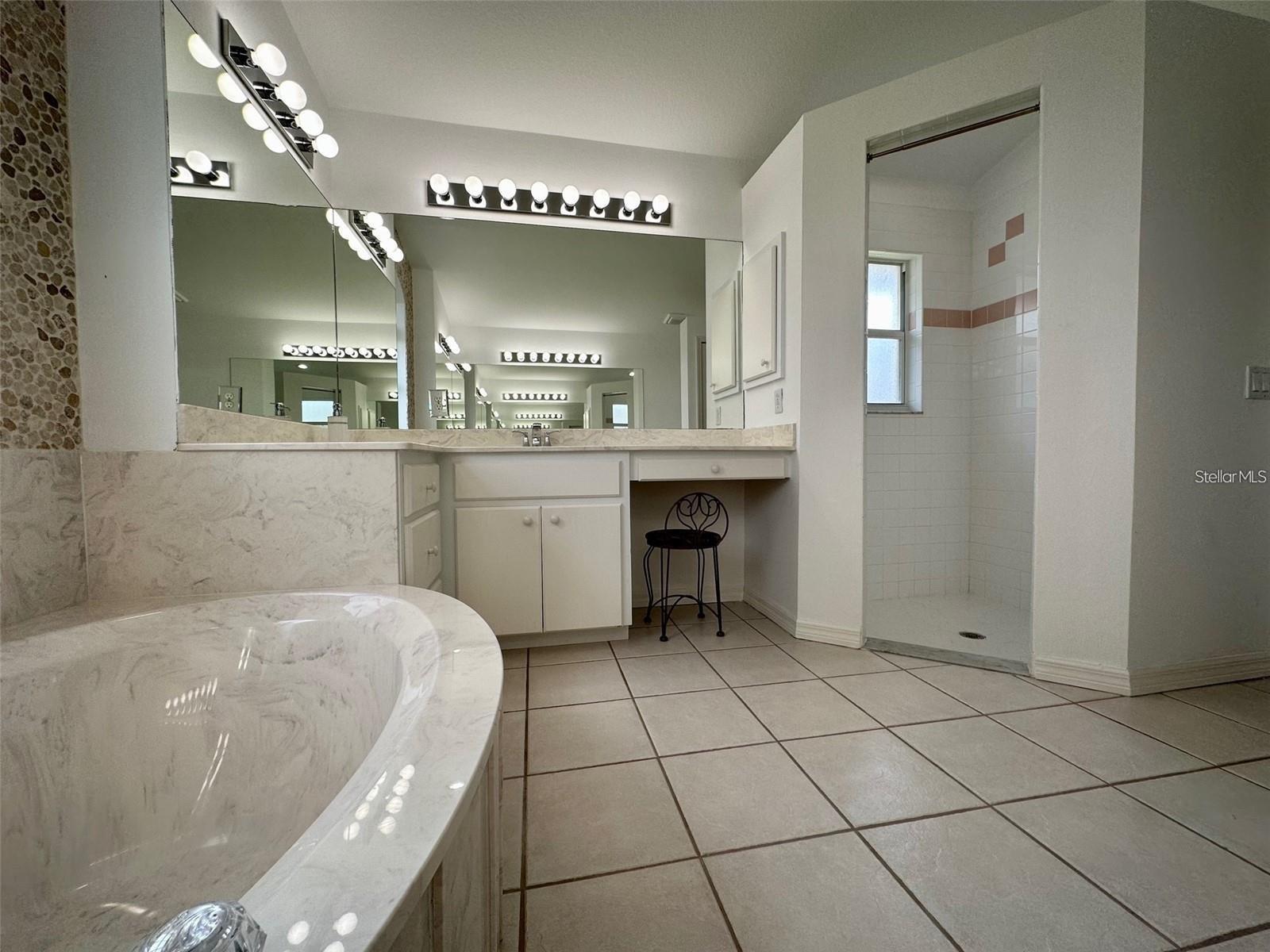 Image 24 of 34 For 2169 Onondaga Lane