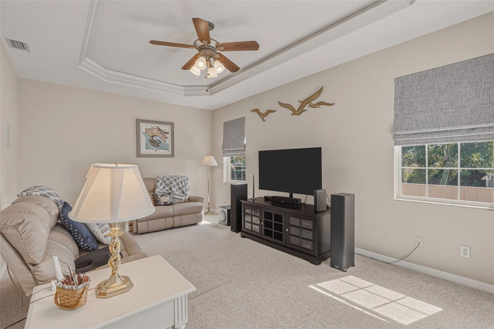 Image 15 of 41 For 9452 Nastrand Circle