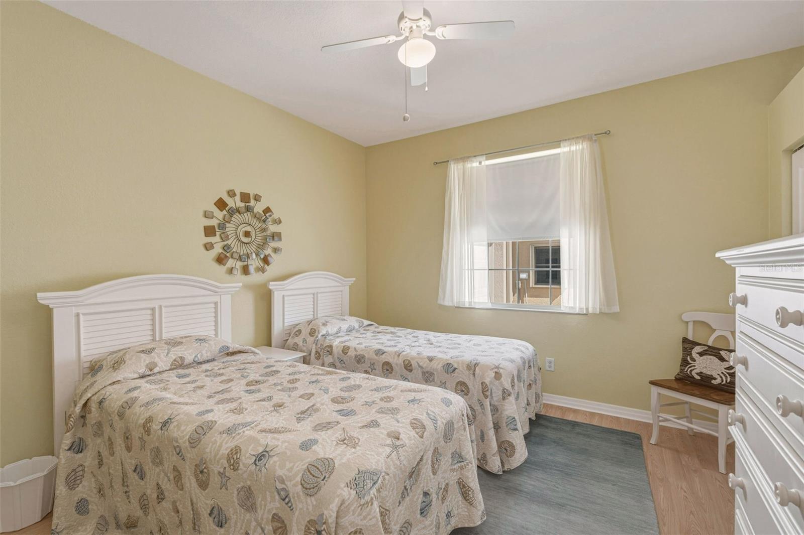 Image 22 of 41 For 9452 Nastrand Circle