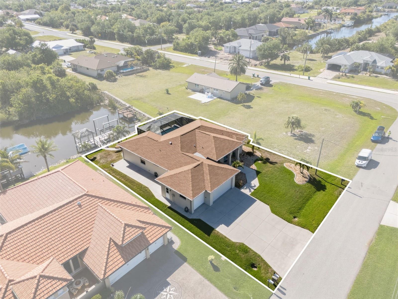 Image 38 of 41 For 9452 Nastrand Circle