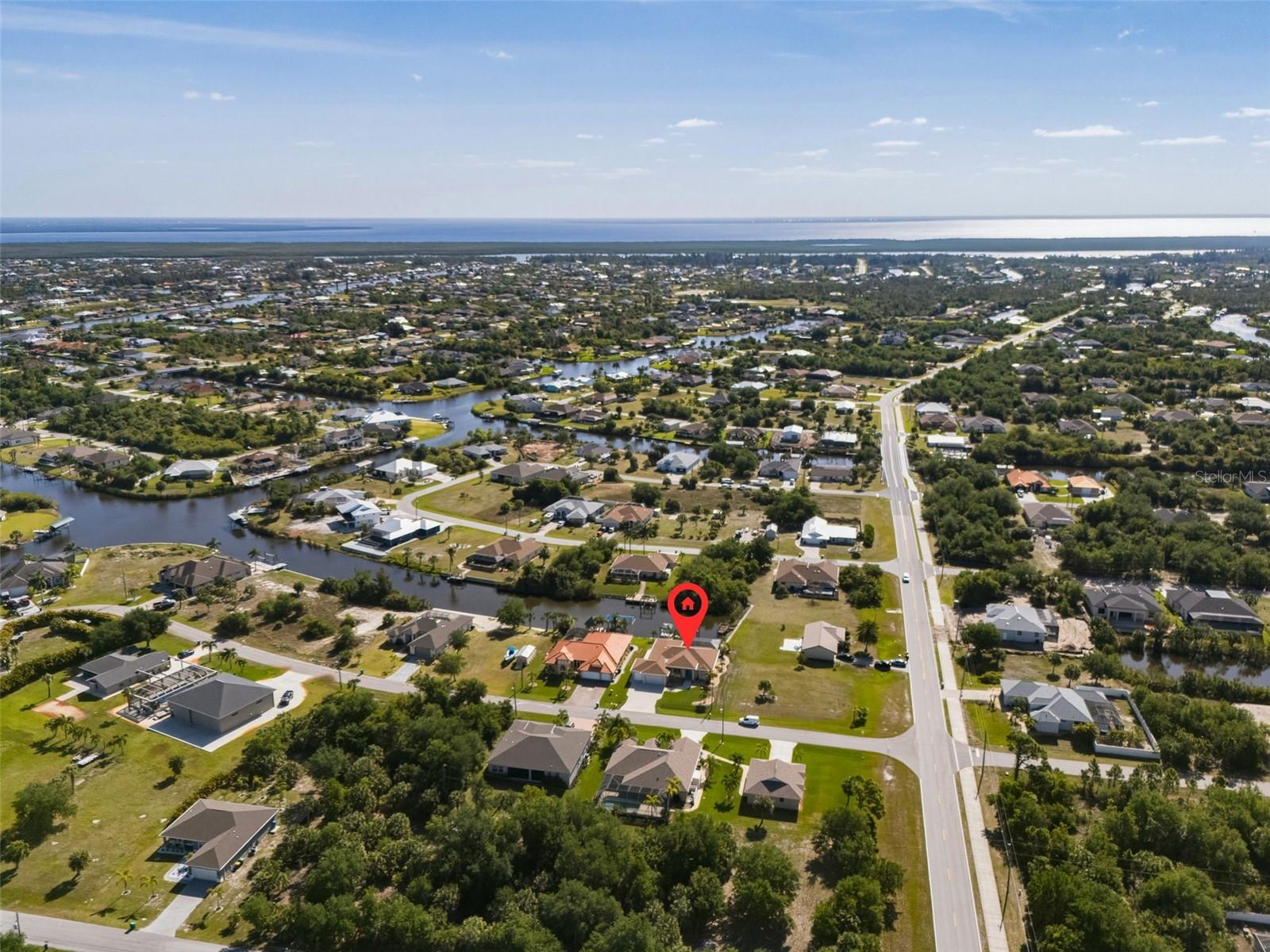 Image 4 of 41 For 9452 Nastrand Circle