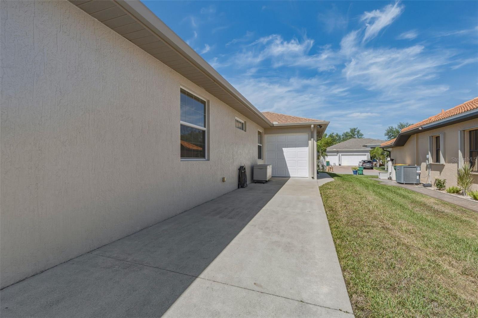 Image 40 of 41 For 9452 Nastrand Circle