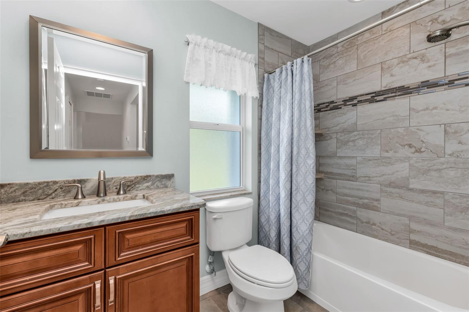 Image 19 of 28 For 27375 Pasto Drive