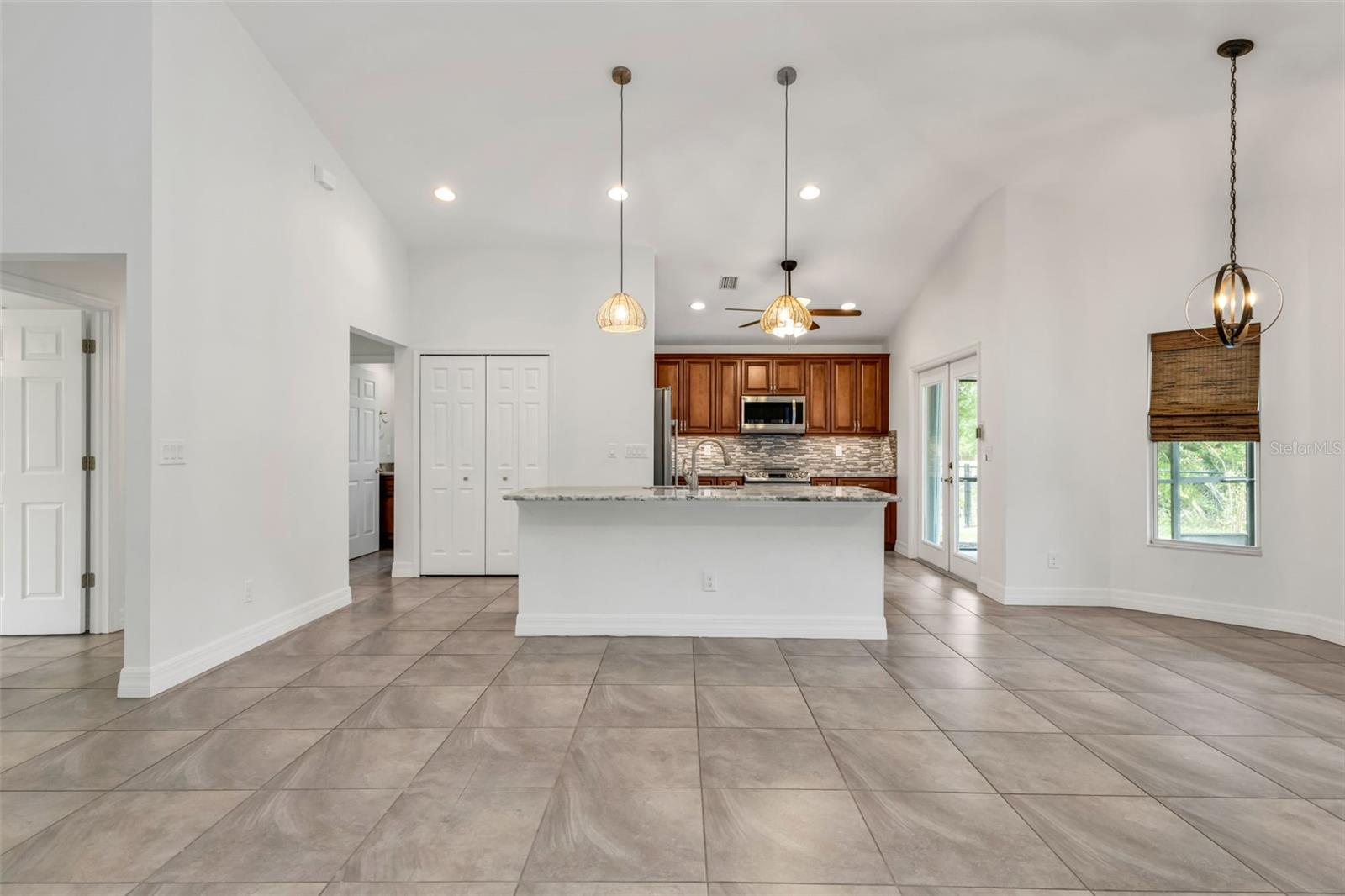 Image 5 of 28 For 27375 Pasto Drive