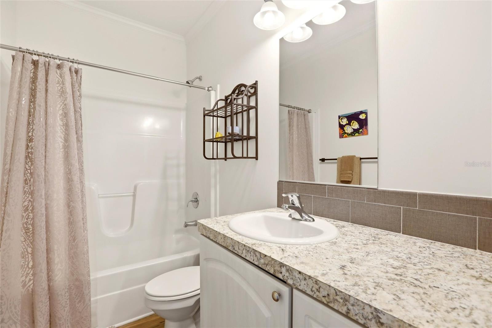 Image 18 of 49 For 701 Aqui Esta Drive 218