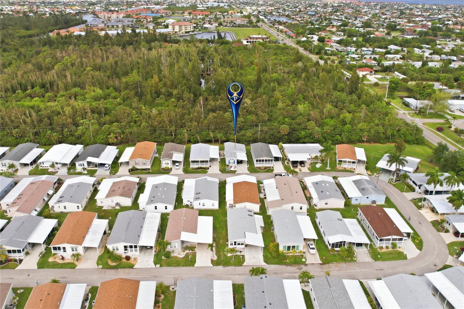 Image 37 of 49 For 701 Aqui Esta Drive 218