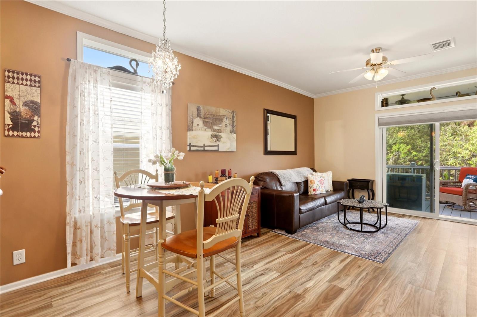 Image 8 of 49 For 701 Aqui Esta Drive 218