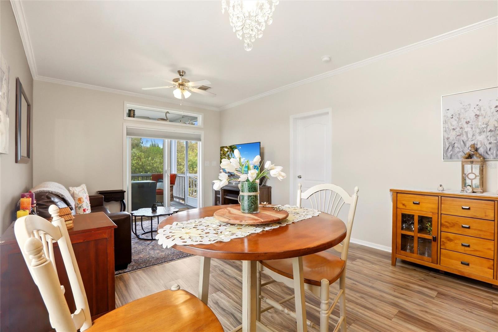 Image 9 of 49 For 701 Aqui Esta Drive 218