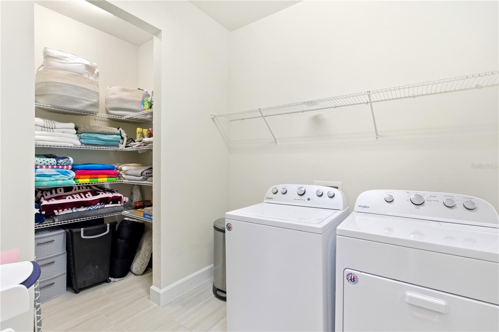 Image 27 of 59 For 17728 Silverspur Drive