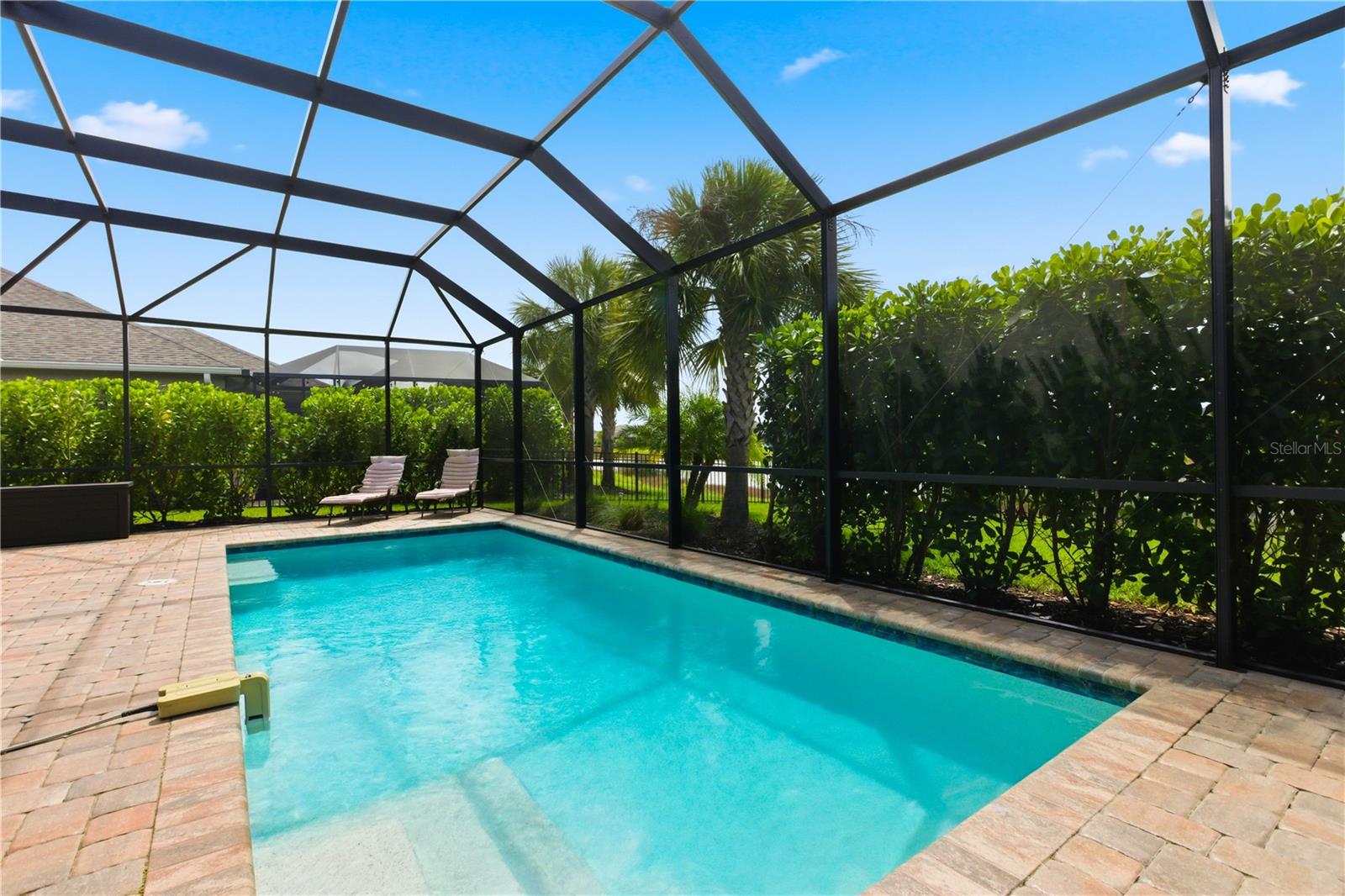 Image 35 of 59 For 17728 Silverspur Drive