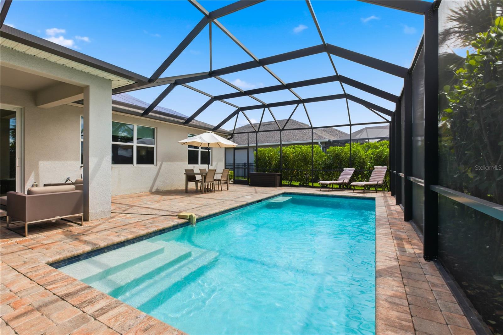 Image 36 of 59 For 17728 Silverspur Drive