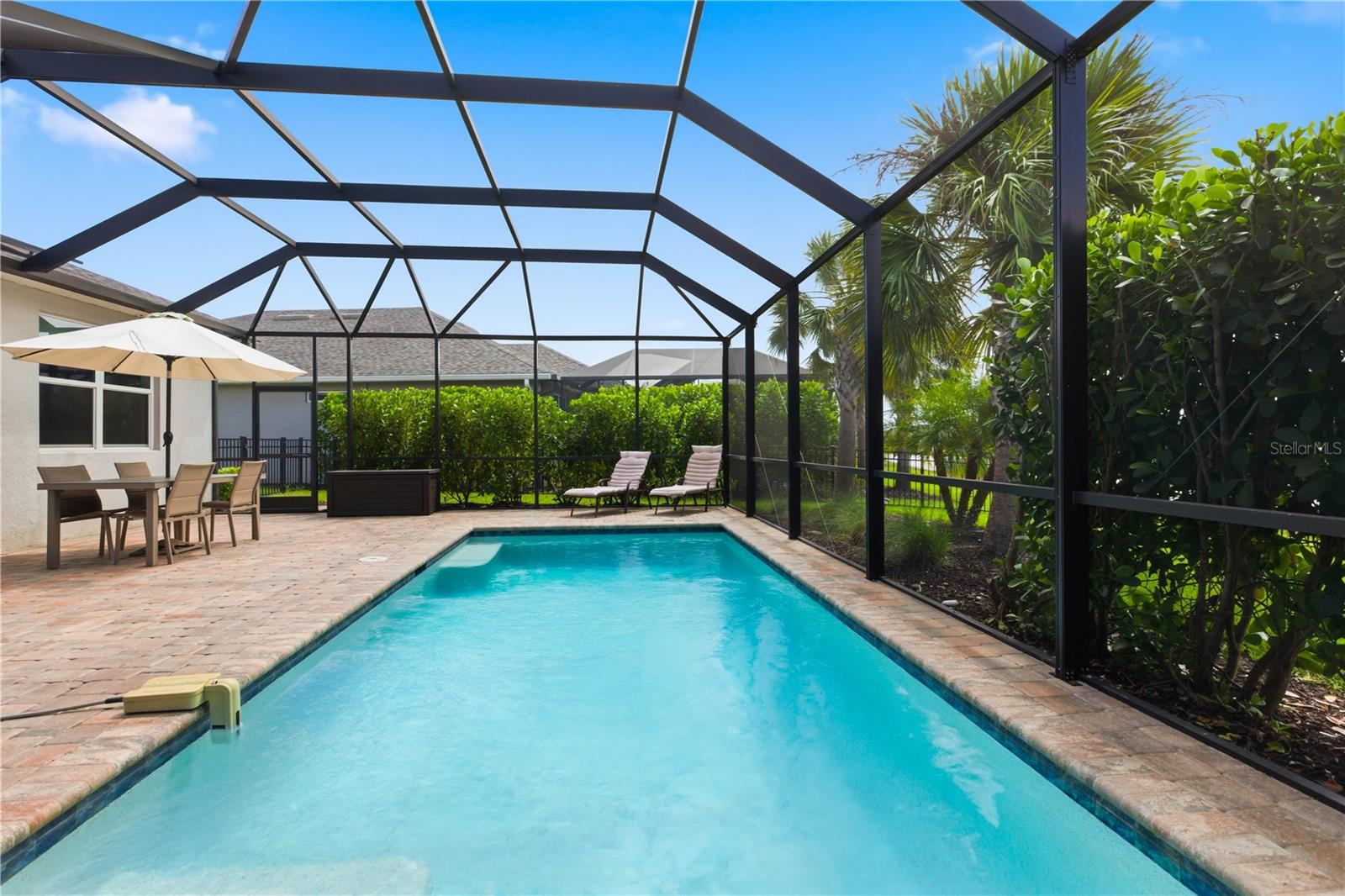 Image 37 of 59 For 17728 Silverspur Drive