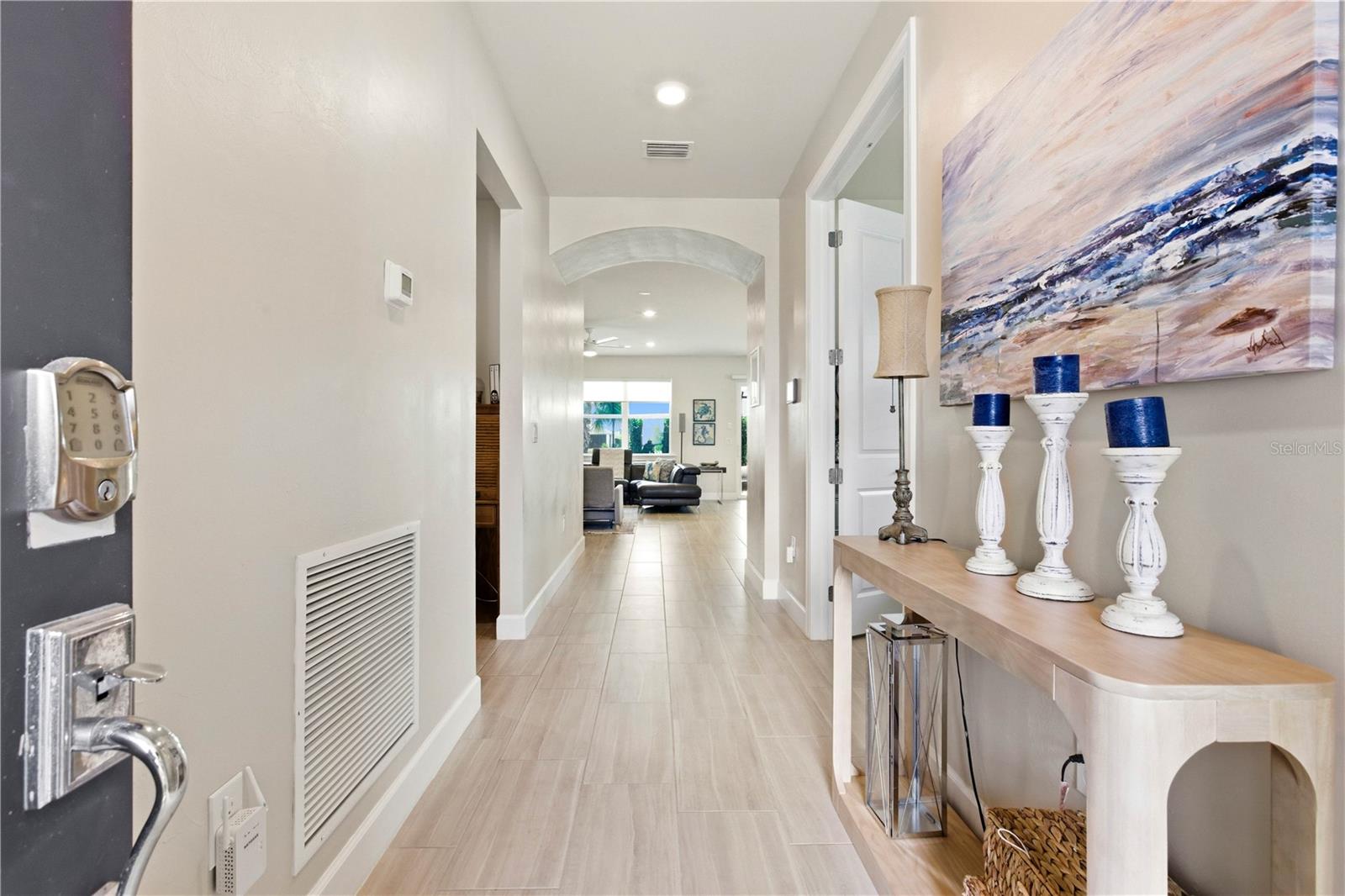 Image 6 of 59 For 17728 Silverspur Drive