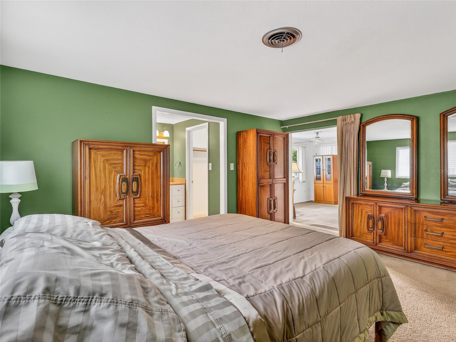 Image 14 of 29 For 3513 Harbor Boulevard