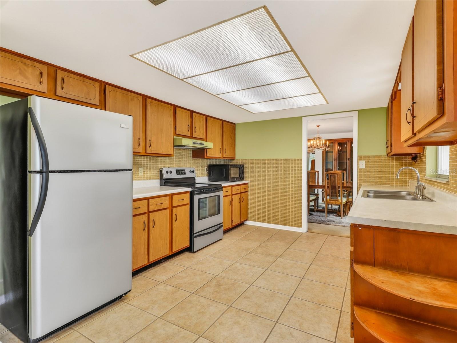 Image 2 of 29 For 3513 Harbor Boulevard