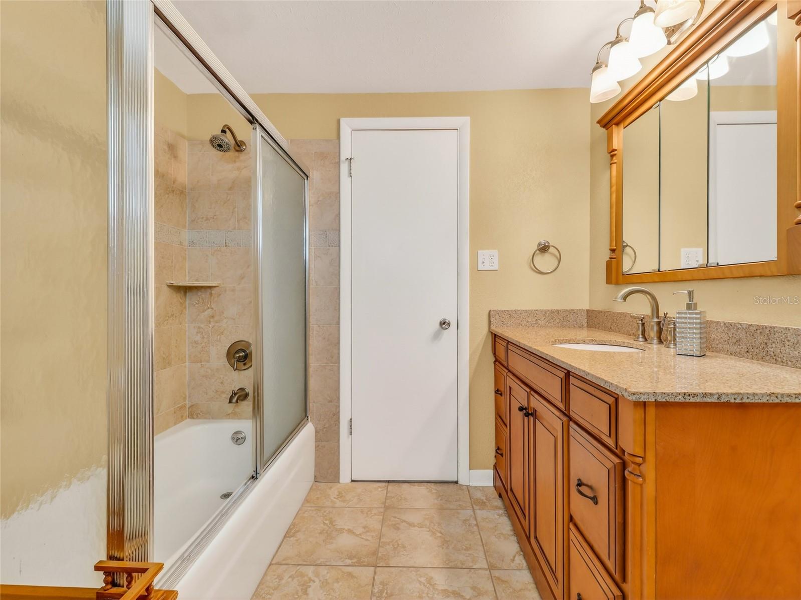 Image 21 of 29 For 3513 Harbor Boulevard