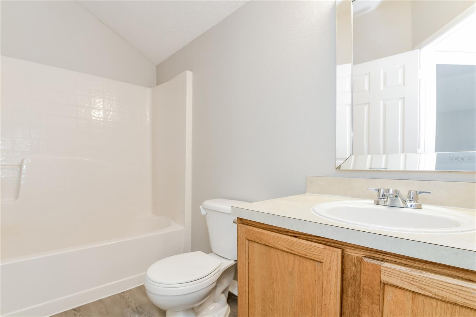 Image 13 of 15 For 540 Royal Ridge Drive